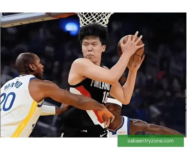 斯普利特赞杨瀚森进步显著 从季初时间减少到成长为更好球员